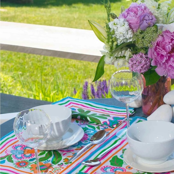 Gretchen Scott TM. Floral Placemat. Only ONE. - Picture 3 of 6